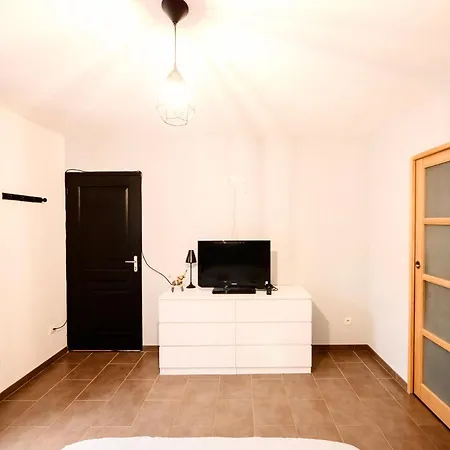 بيت ضيافة Lovely Room-Jardin-Terrase-Parking-2 Personnes